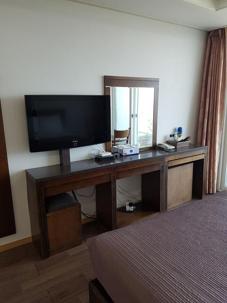 Pine Beach Yangyang Exterior photo