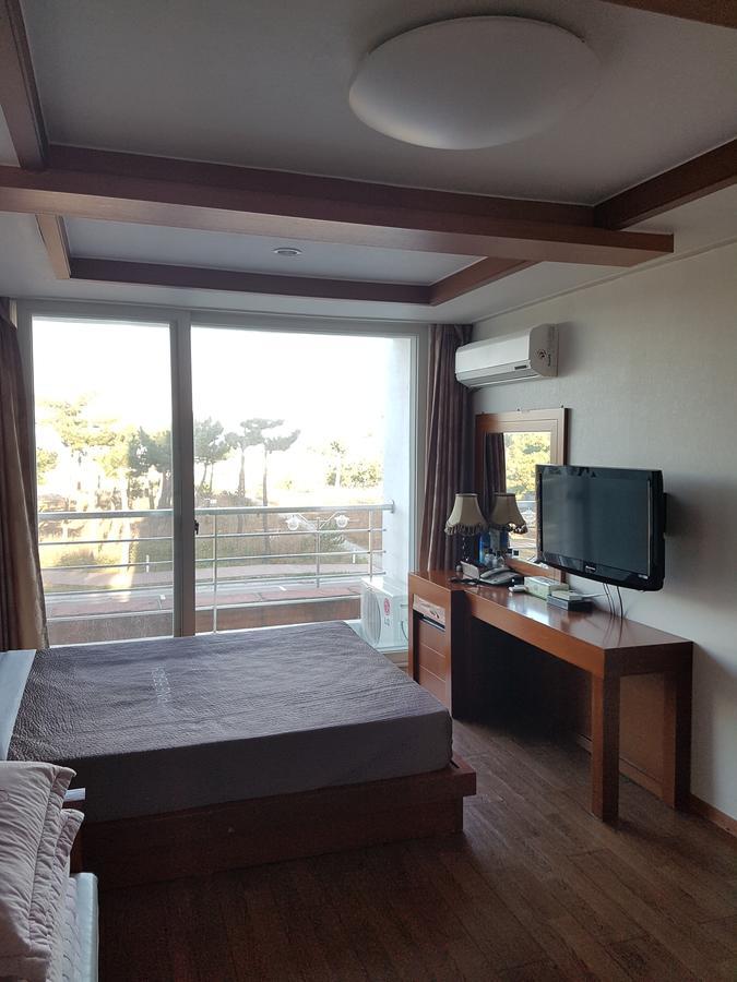 Pine Beach Yangyang Exterior photo